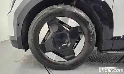 Kia EV9 2024 0.2 Автомат в Москве № 103152, миниатюра 12