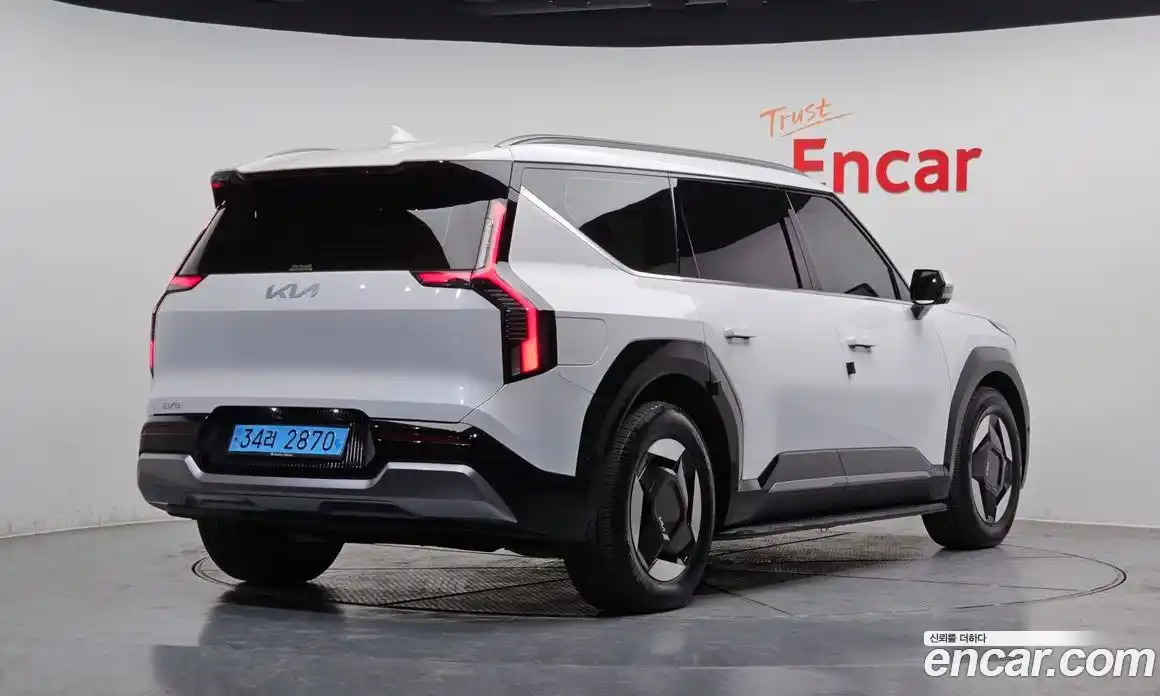 Kia EV9 2024 0.2 Автомат в Москве № 103152, фото 14