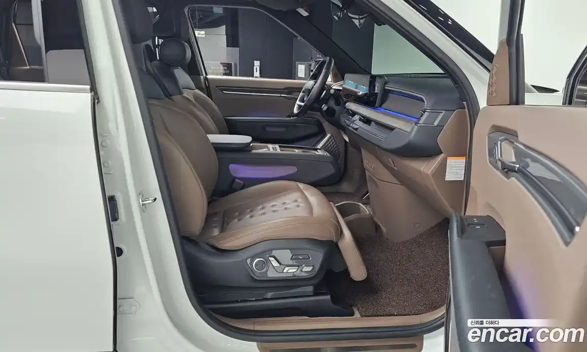 Kia EV9 2024 0.2 Автомат в Москве № 103152, фото 5