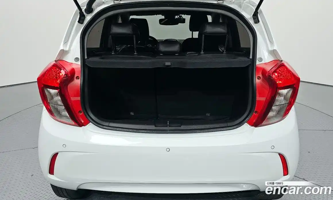 Chevrolet Spark 2017 1.0 Автомат в Москве № 103403, фото 18