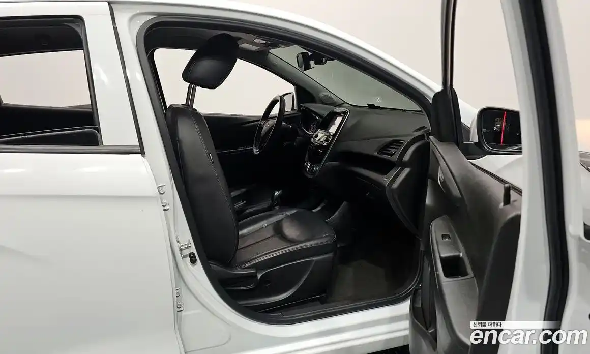 Chevrolet Spark 2017 1.0 Автомат в Москве № 103403, фото 19