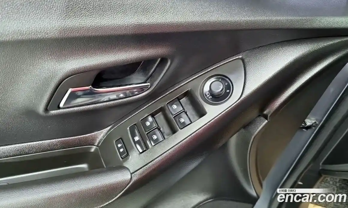 Chevrolet Trax 2015 1.4 Автомат в Москве № 105294, фото 15