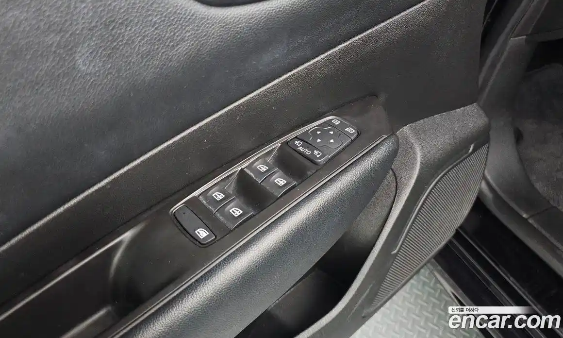 Renault SM6 2019 2.0 Автомат в Москве № 107434, фото 17