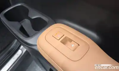 Hyundai Santa Fe 2024 1.6 Автомат в Москве № 108900, миниатюра 5