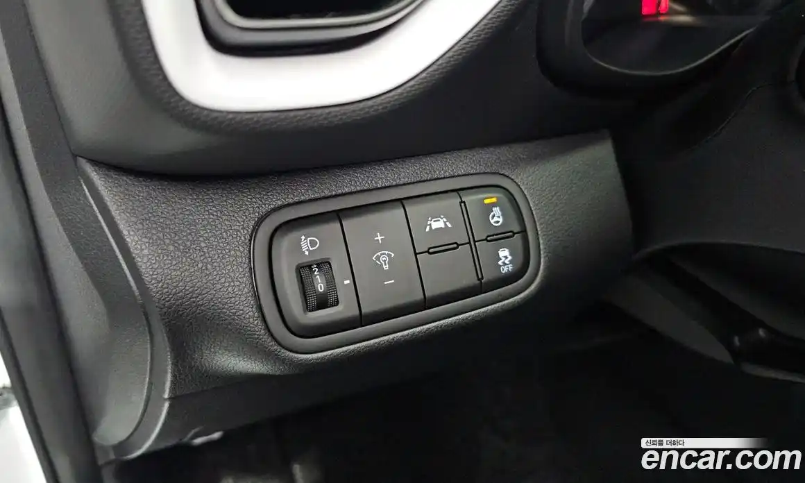 Hyundai Venue 2022 1.6 Автомат в Москве № 110438, фото 18