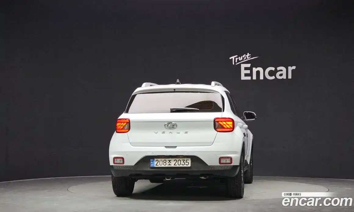 Hyundai Venue 2022 1.6 Автомат в Москве № 110438, фото 4