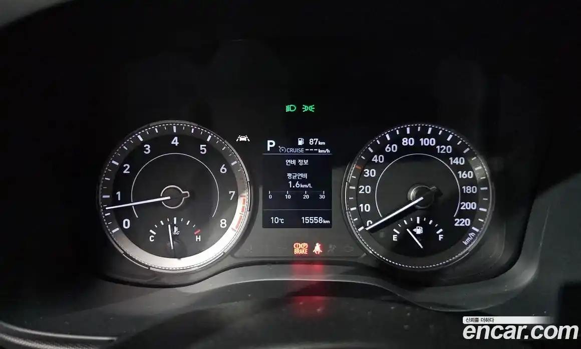 Hyundai Venue 2022 1.6 Автомат в Москве № 110438, фото 8