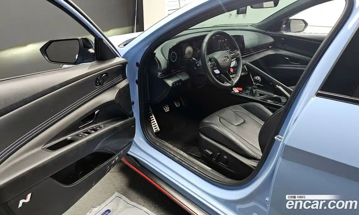 Hyundai Avante 2023 2.0 Механическая в Москве № 110650, фото 15