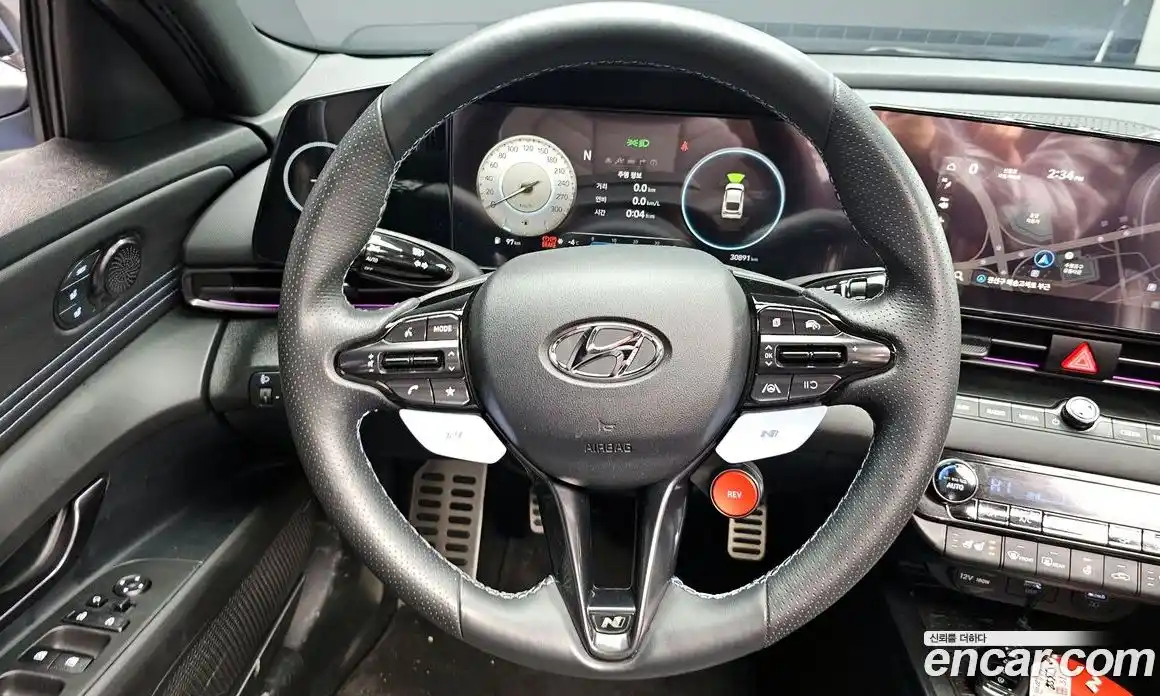 Hyundai Avante 2023 2.0 Механическая в Москве № 110650, фото 20