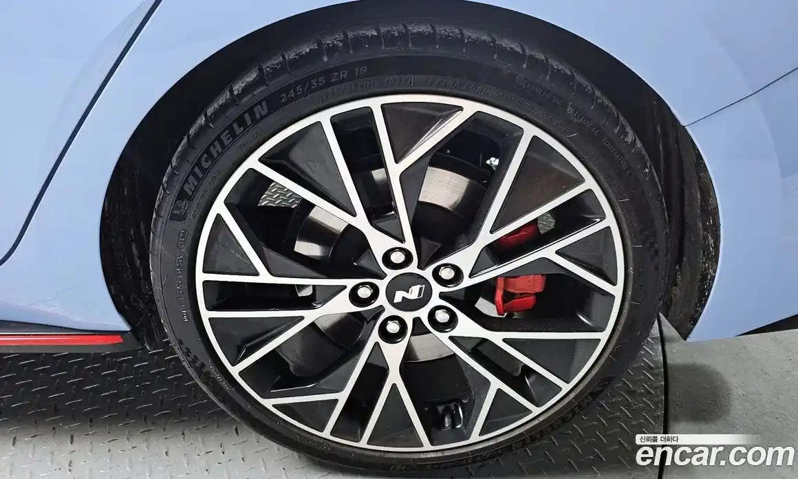 Hyundai Avante 2023 2.0 Механическая в Москве № 110650, фото 4