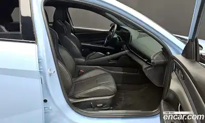 Hyundai Avante 2023 2.0 Механическая в Москве № 110650, миниатюра 10