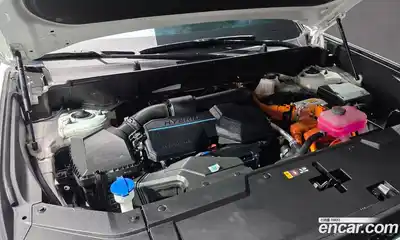 Hyundai Santa Fe 2024 1.6 Автомат в Москве № 112283, миниатюра 6