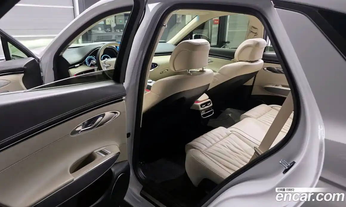 Genesis GV70 2023 2.5 Автомат в Москве № 115211, фото 11