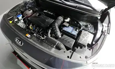 Kia Seltos 2021 1.6 Автомат в Москве № 115459, миниатюра 11