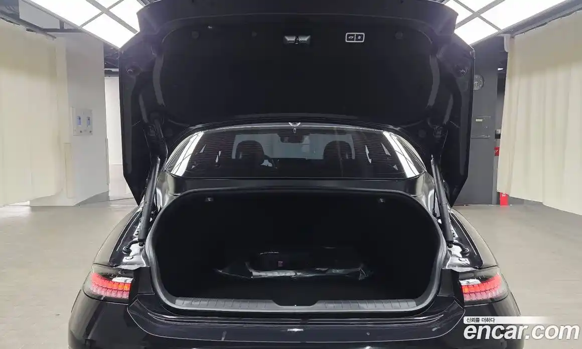 Hyundai Ioniq 6 2023 0.1 Автомат в Москве № 119379, фото 15