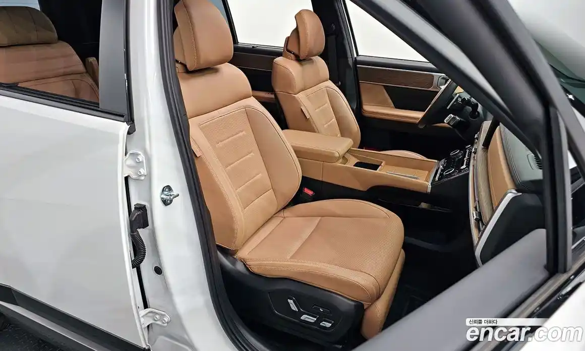 Hyundai Santa Fe 2024 1.6 Автомат в Москве № 119853, фото 14