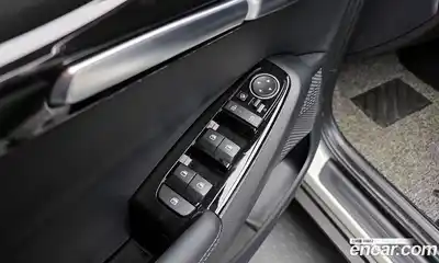 Kia Seltos 2024 1.6 Автомат в Москве № 120571, миниатюра 2