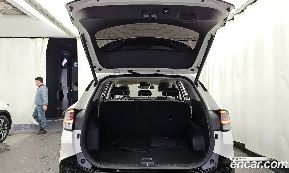 Kia Sportage 2023 1.6 Автомат в Москве № 121619, фото 3