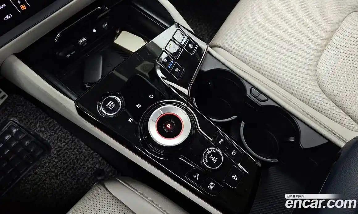 Kia Sportage 2023 1.6 Автомат в Москве № 121619, фото 7