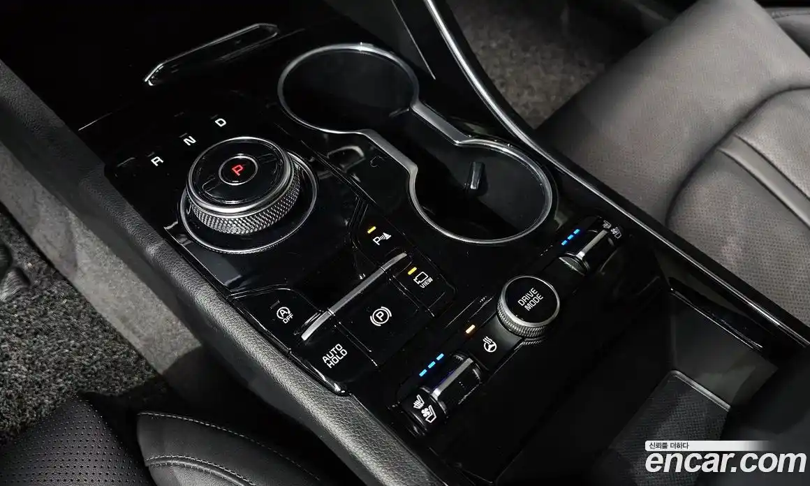 Kia K5 2021 2.0 Автомат в Москве № 122745, фото 1