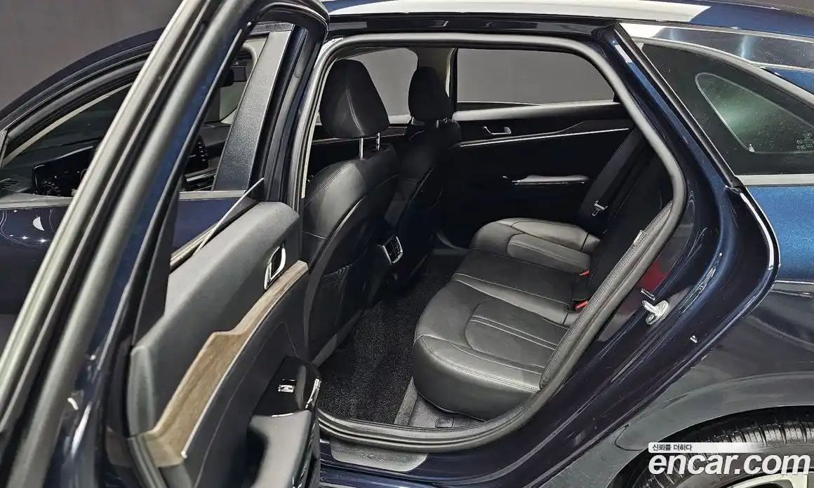 Kia K5 2021 2.0 Автомат в Москве № 122745, фото 12