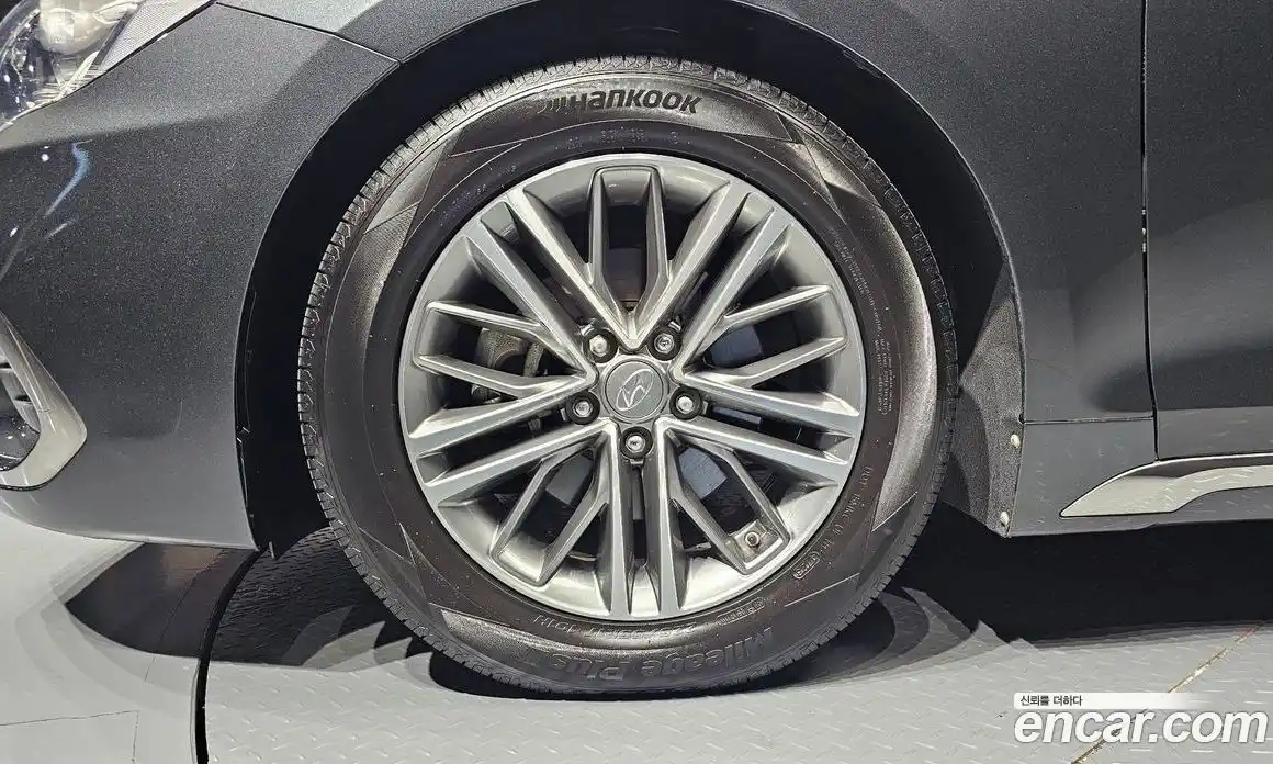 Hyundai Grandeur 2019 2.4 Автомат в Москве № 123346, фото 11