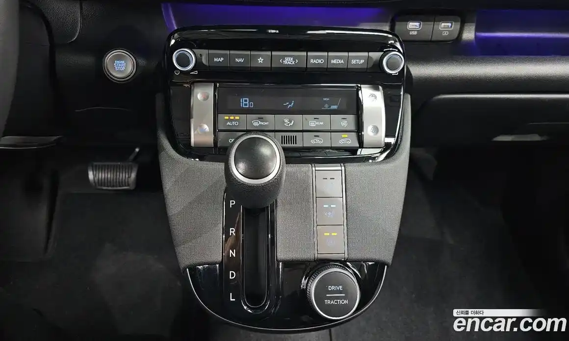 Hyundai Casper 2022 1.0 Автомат в Москве № 126298, фото 17