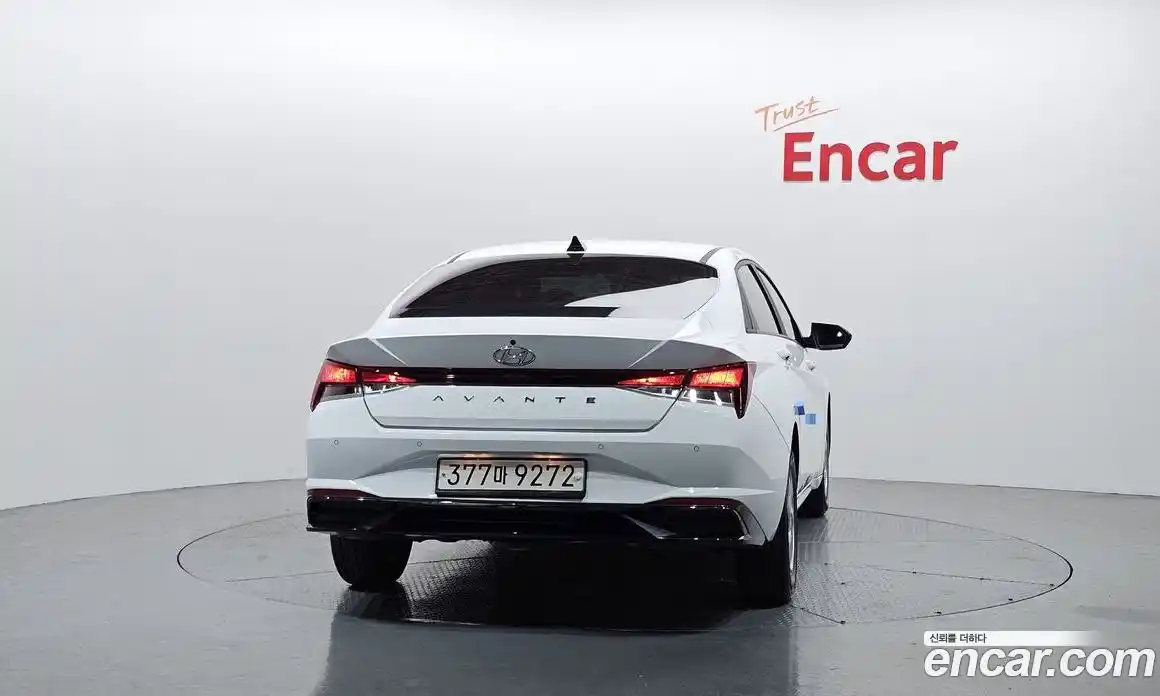 Hyundai Avante 2022 1.6 Автомат в Москве № 126423, фото 4