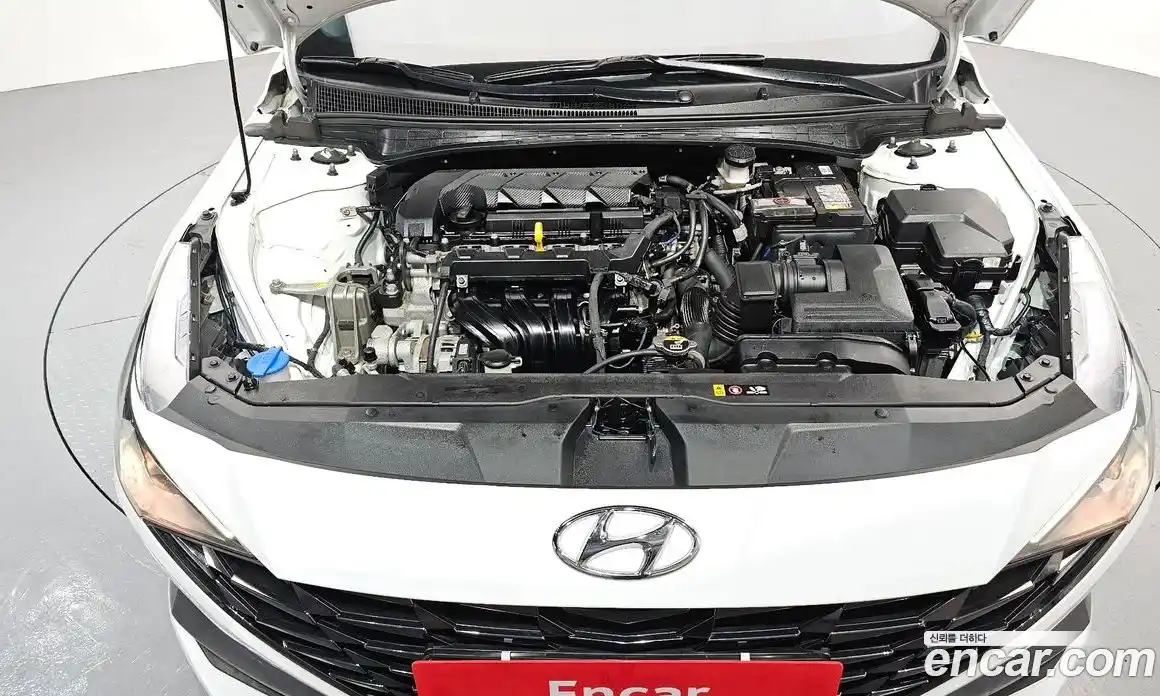 Hyundai Avante 2022 1.6 Автомат в Москве № 126423, фото 6