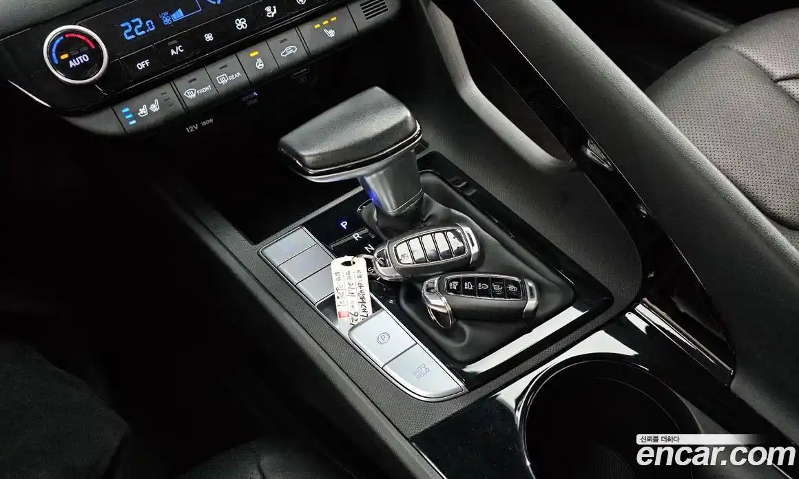 Hyundai Avante 2022 1.6 Автомат в Москве № 126423, фото 9