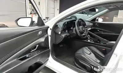 Hyundai Avante 2022 1.6 Автомат в Москве № 126423, миниатюра 10