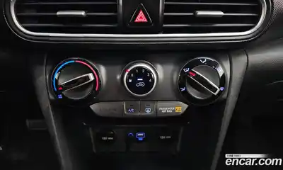 Hyundai Kona 2018 1.6 Автомат в Москве № 126822, миниатюра 11