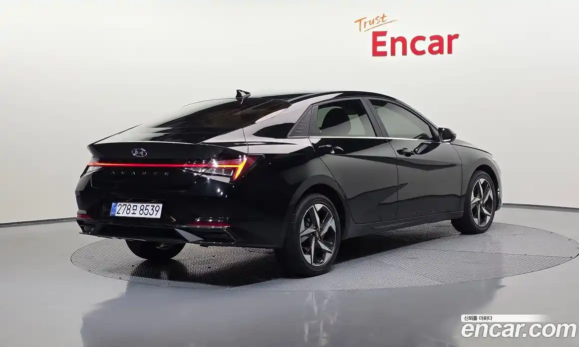 Hyundai Avante 2023 1.6 Автомат в Москве № 126992, фото 13