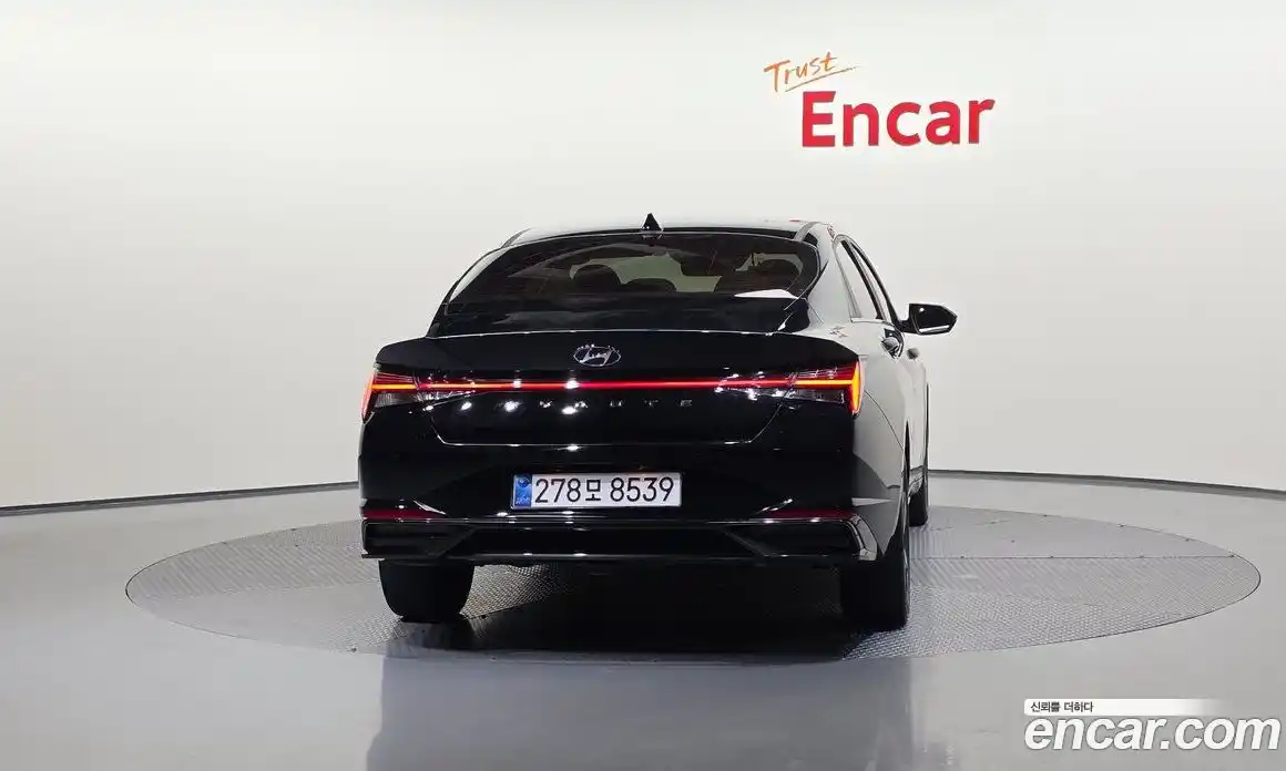 Hyundai Avante 2023 1.6 Автомат в Москве № 126992, фото 8