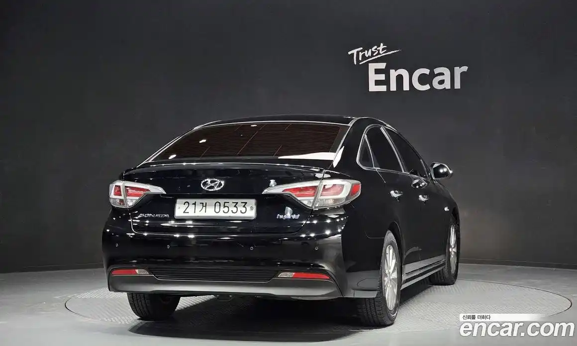 Hyundai Sonata 2016 2.0 Автомат в Москве № 127190, фото 14