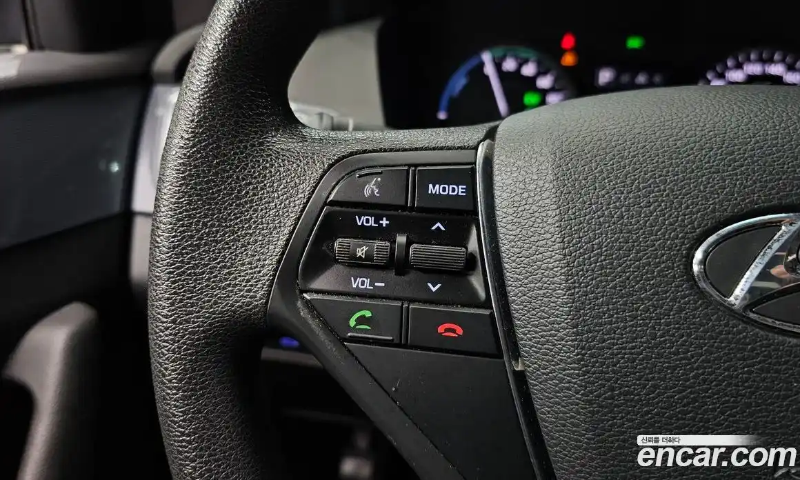 Hyundai Sonata 2016 2.0 Автомат в Москве № 127190, фото 19