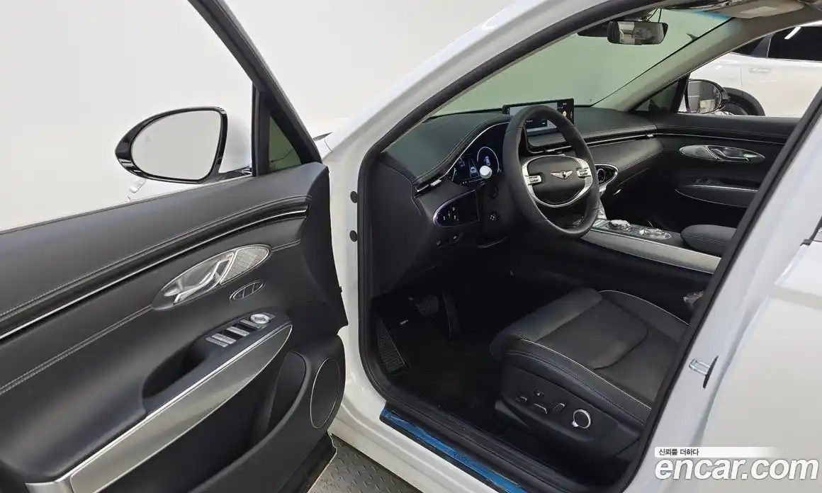 Genesis GV70 2023 2.5 Автомат в Москве № 12866, фото 19