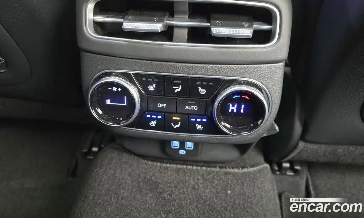 Genesis GV70 2023 2.5 Автомат в Москве № 12866, фото 9