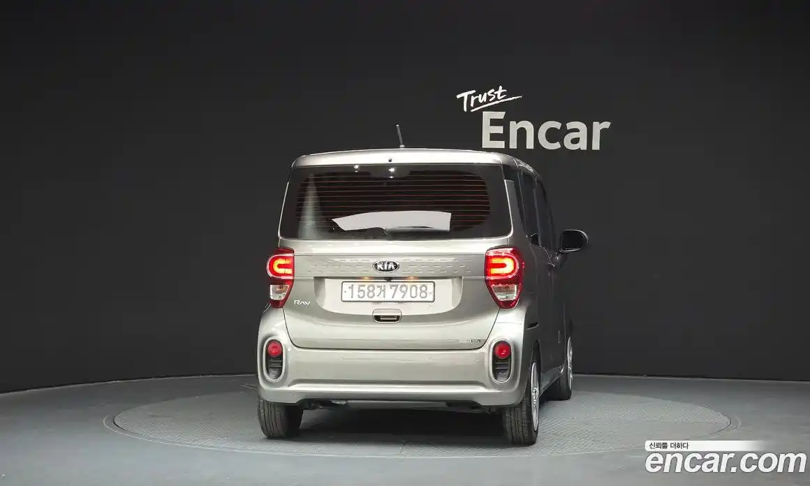 Kia Ray 2021 1.0 Автомат в Москве № 128884, фото 4