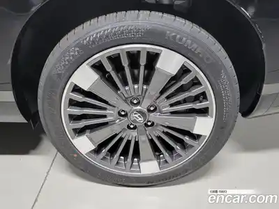 Hyundai Santa Fe 2025 1.6 Автомат в Москве № 129454, миниатюра 5