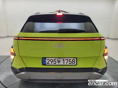 Hyundai Kona 2025 1.6 Автомат в Москве № 129782, миниатюра 4