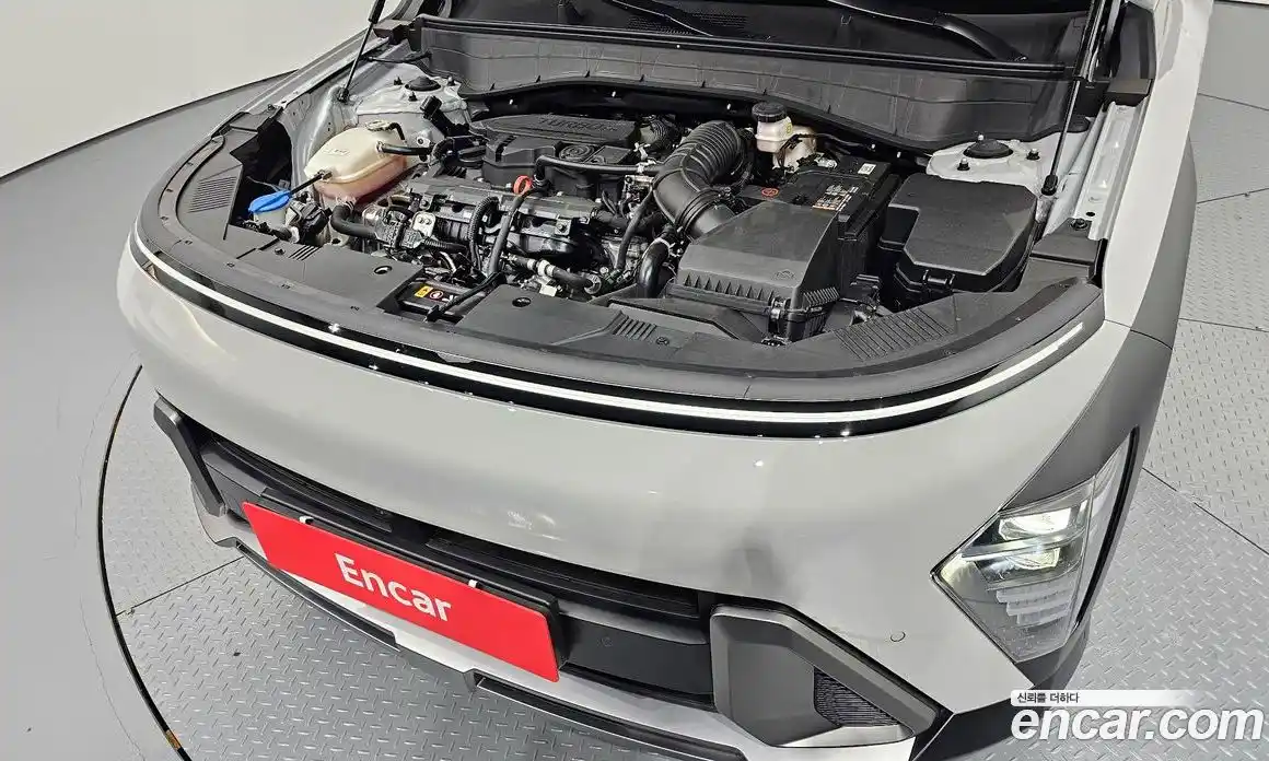 Hyundai Kona 2023 1.6 Автомат в Москве № 129792, фото 1