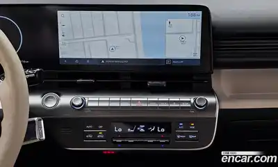 Hyundai Kona 2023 1.6 Автомат в Москве № 129792, миниатюра 10