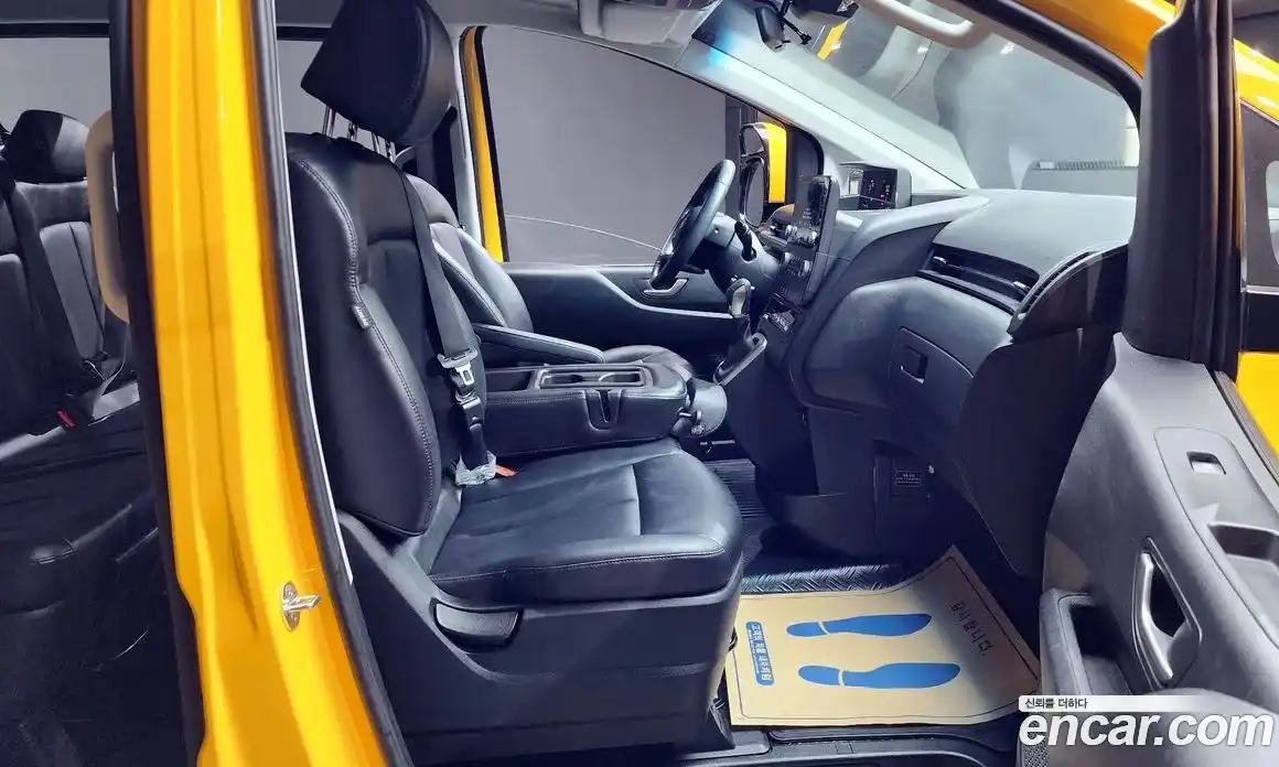 Hyundai Staria 2022 3.5 Автомат в Москве № 130638, фото 15