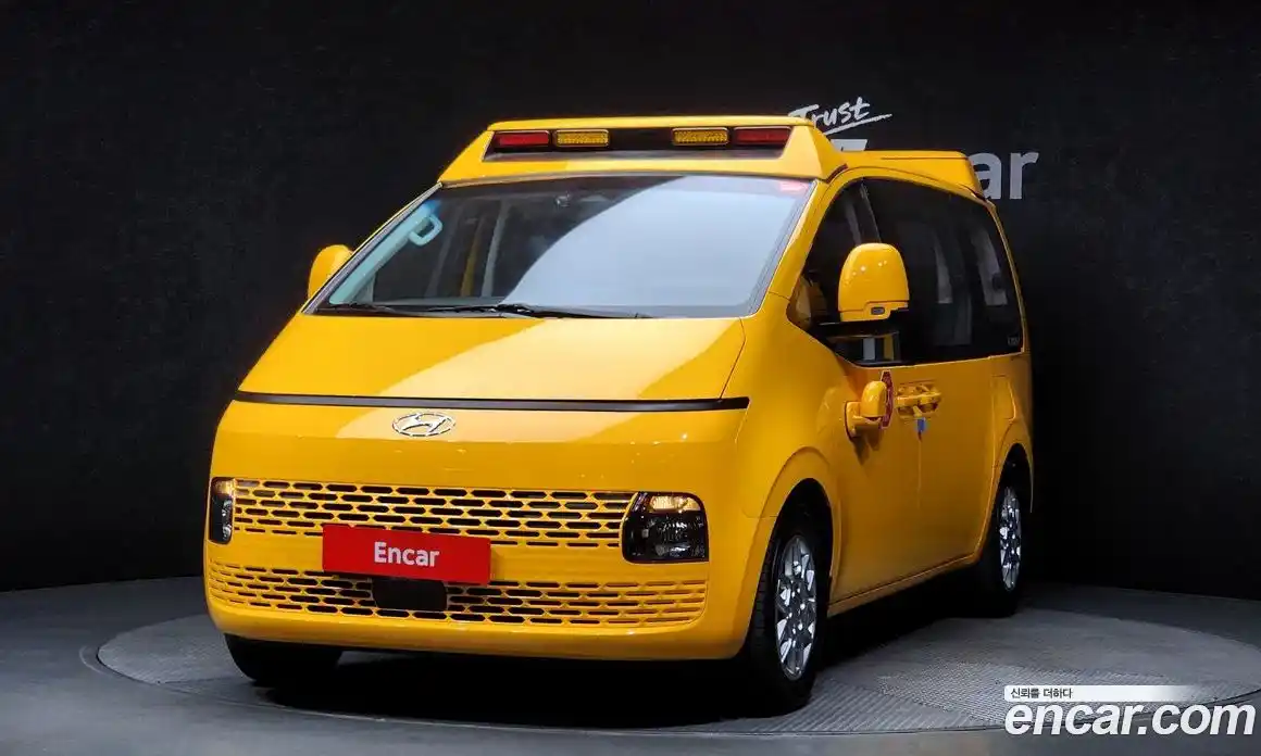 Hyundai Staria 2022 3.5 Автомат в Москве № 130638, фото 7