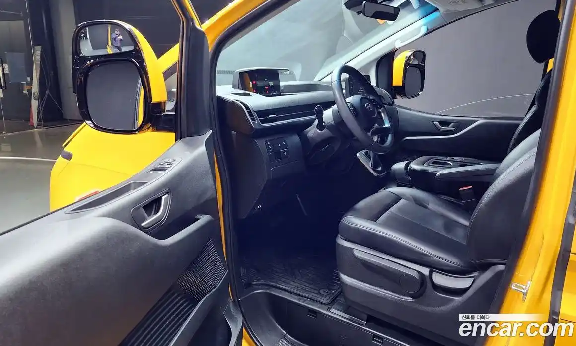 Hyundai Staria 2022 3.5 Автомат в Москве № 130638, фото 9