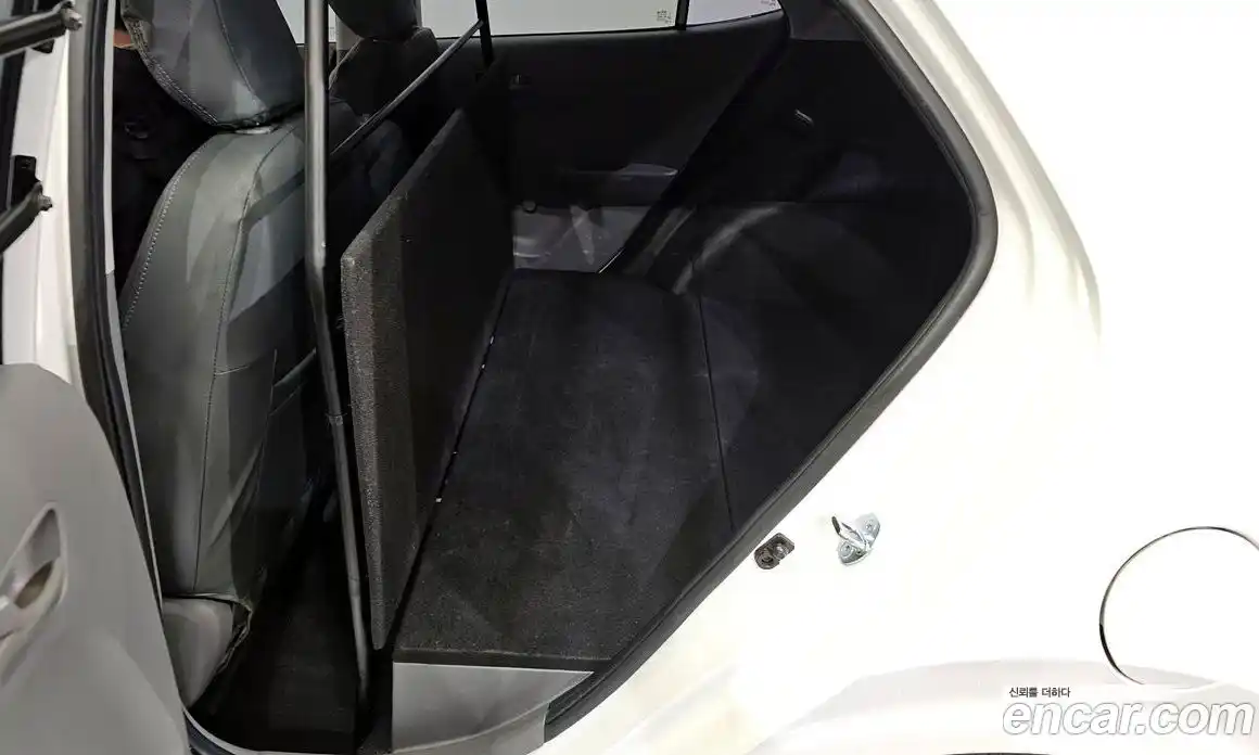 Kia Morning 2021 1.0 Автомат в Москве № 131578, фото 19