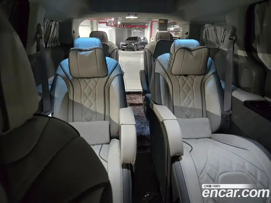 Kia Canival 2023 3.5 Автомат в Москве № 131592, фото 14