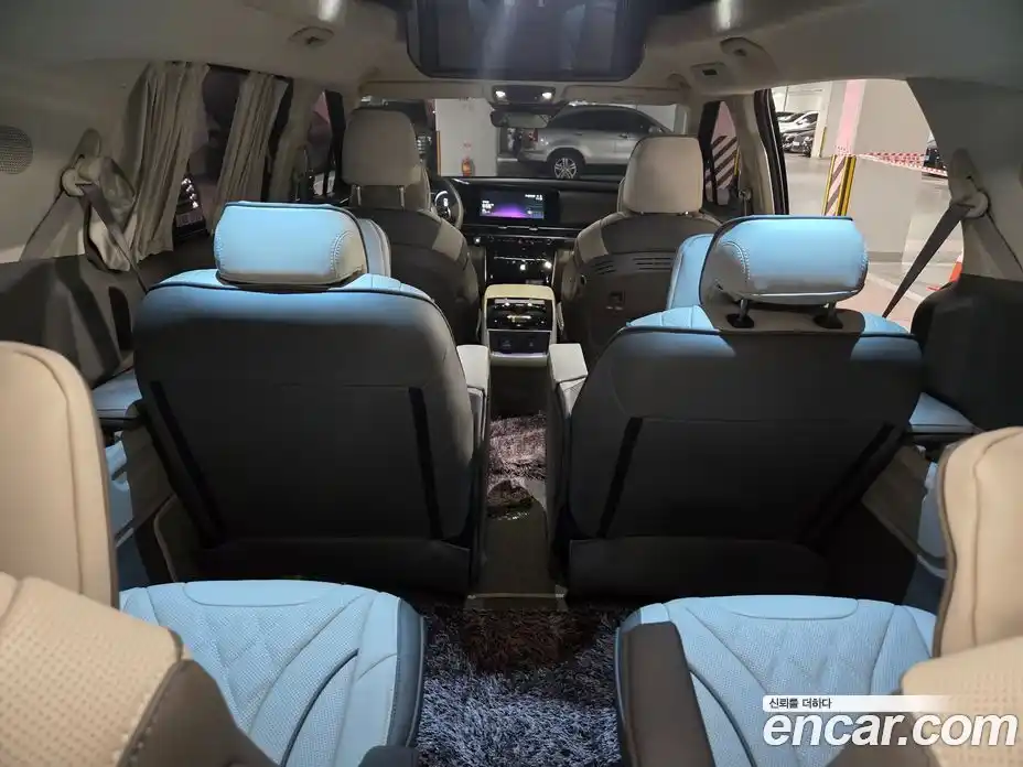 Kia Canival 2023 3.5 Автомат в Москве № 131592, фото 15