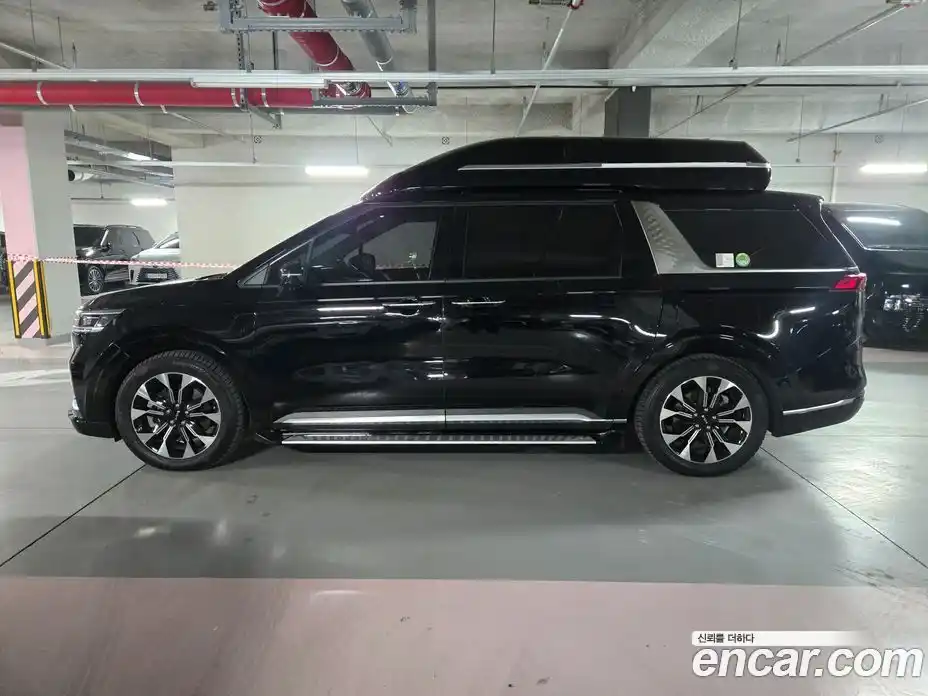 Kia Canival 2023 3.5 Автомат в Москве № 131592, фото 3